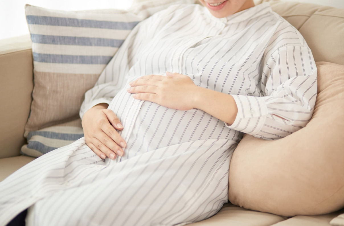 NIPTの受検可能時期と推奨検査時期(妊娠10〜13週)のイメージ