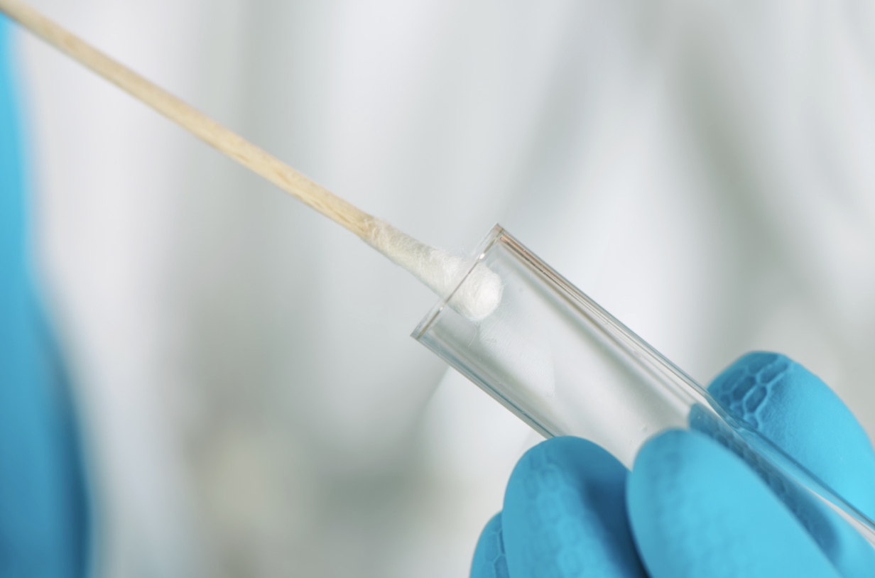 付着DNA(モノに残った皮膚細胞・唾液など)の科学的根拠のイメージ